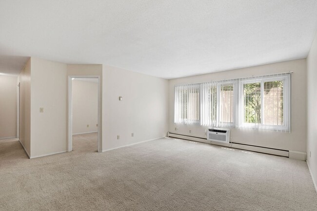 Interior Photo - Greenway Commons