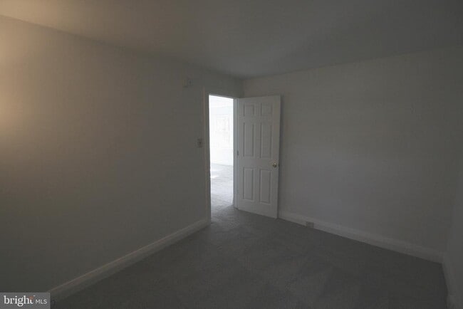 Building Photo - 215 W Lancaster Ave
