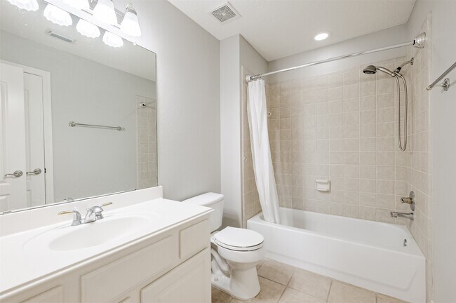 Building Photo - 22311 Baron Cove Ln