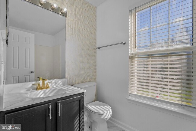 Building Photo - 9503 Fletcher Ave