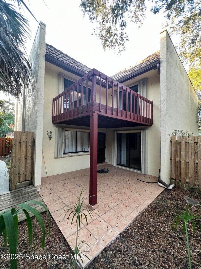 Building Photo - 8716 Hibiscus Ct