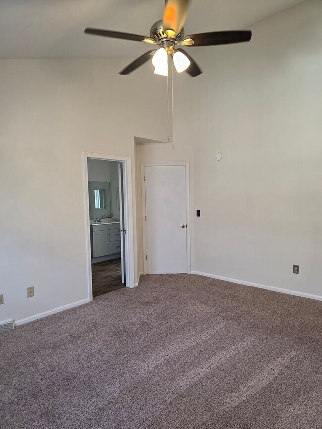 Building Photo - Bay Tree Neighborhood in Dover