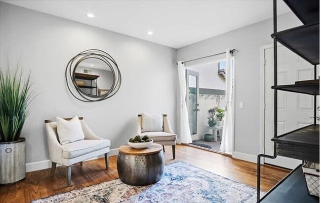 Building Photo - Refined Coastal Living in One of Carlsbad’s Most Exclusive Communities