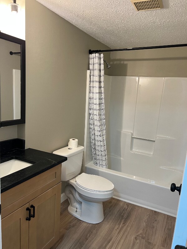 Building Photo - 175 Willard St