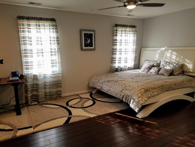 Building Photo - 4917 Sadler Glen Ct, Glen Allen, VA 23060