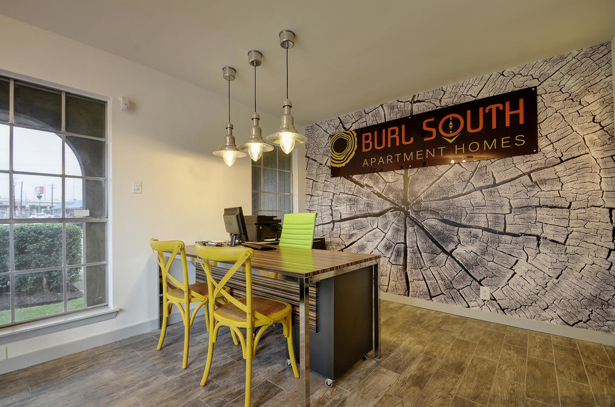 Primary Photo - Burl Apartments