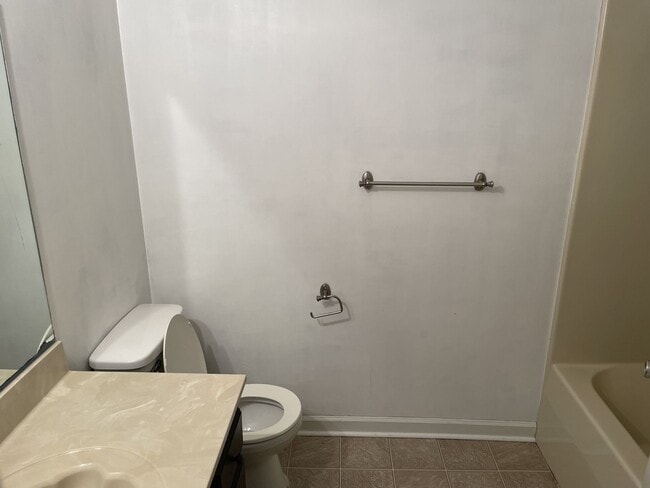 Building Photo - AVAILABLE SOON!!