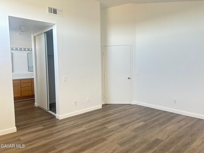 Building Photo - 3039 Conestoga Canyon Rd