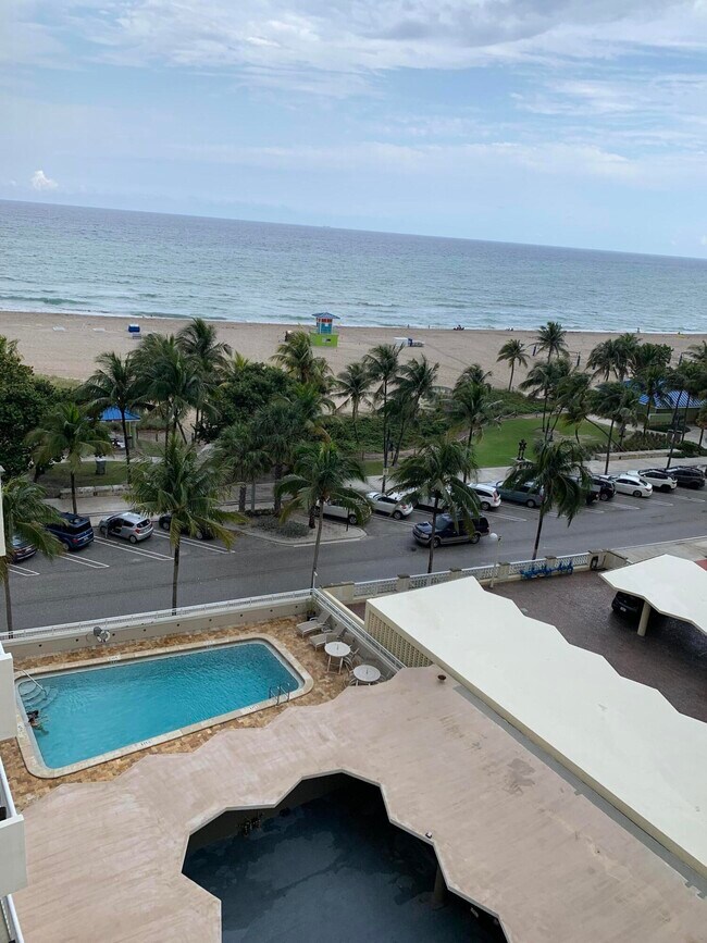 Building Photo - 133 N Pompano Beach Blvd