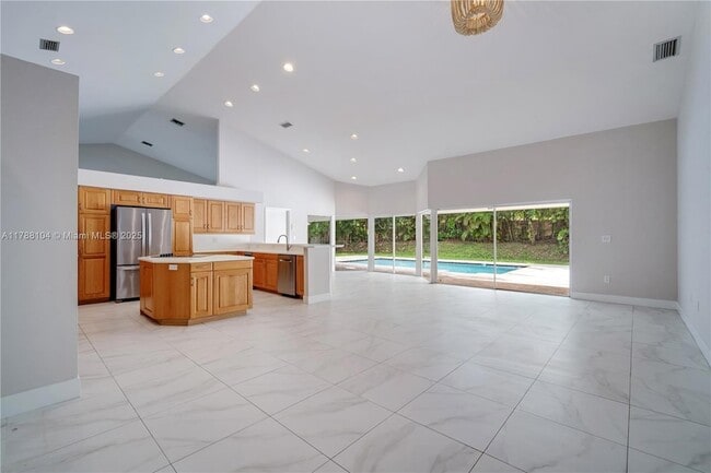 Building Photo - 9818 SW 111th Terrace