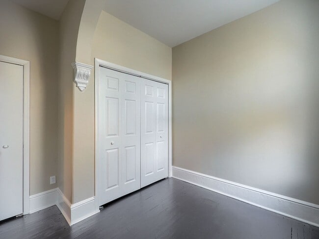 Building Photo - 1006 N 3rd St