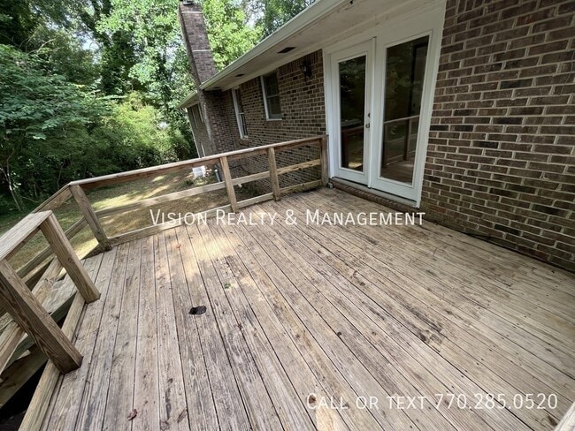Building Photo - 55 S Greenwood Dr