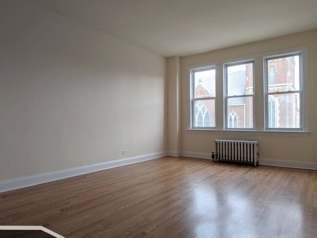 Building Photo - 2600 N Kimball Ave