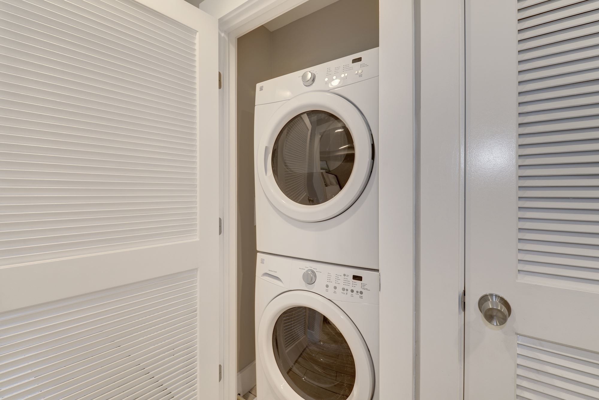 Full size washer and dryer - 812 Kentucky Ave SE