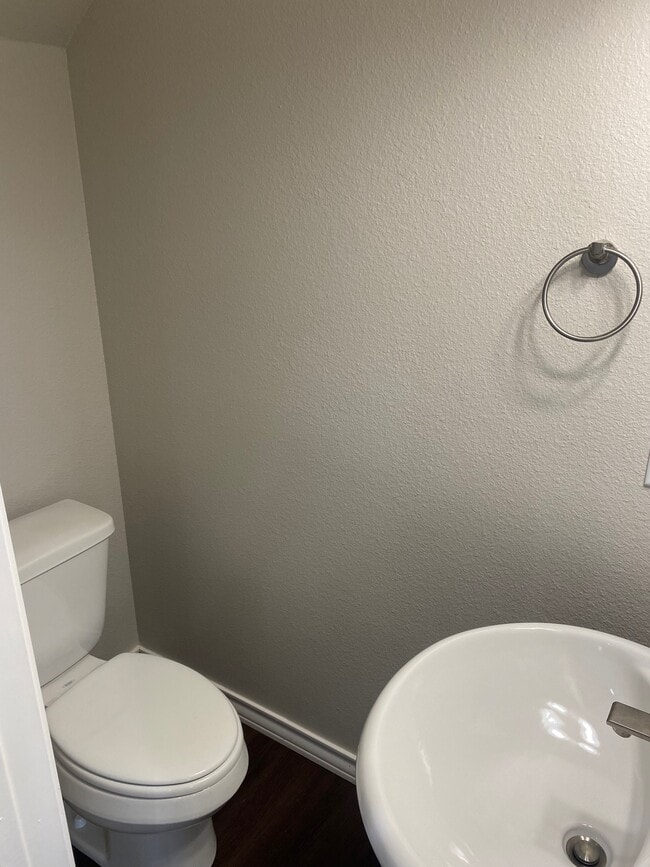 Building Photo - 3478-3478 Brooke Pl