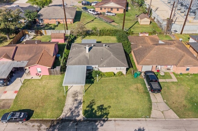 Building Photo - 1201 17th St