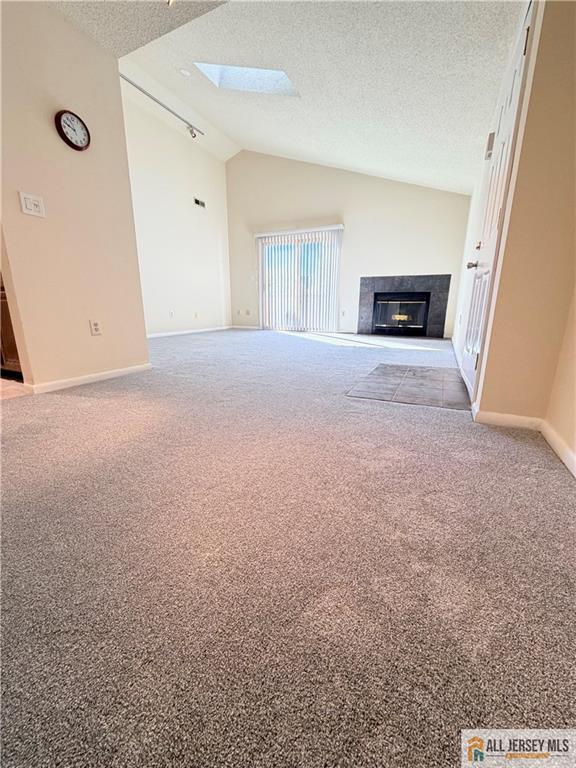 Building Photo - 4914 Ravens Crest Dr