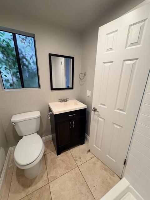 Building Photo - 4603 Cove Dr