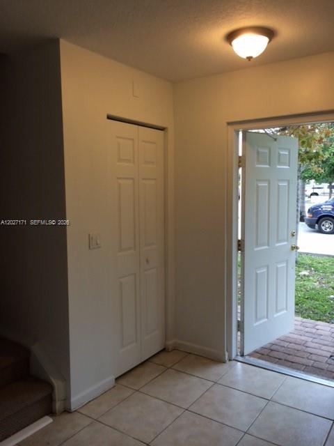 Building Photo - 1702 N 28th Ave