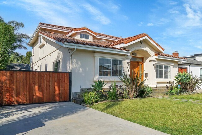 Building Photo - 4721 Berryman Ave