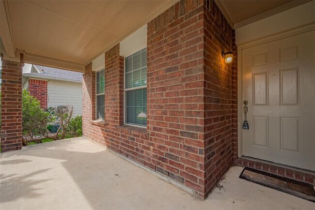 Building Photo - 6814 Shallow River Ct