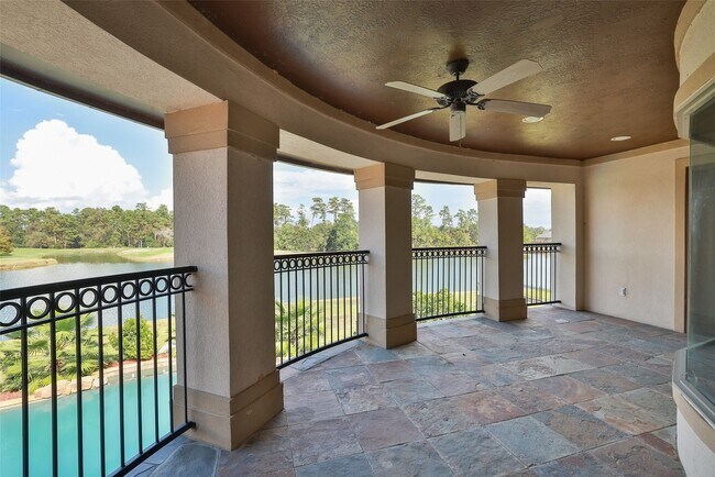 Building Photo - 22 Post Shadow Estate Dr