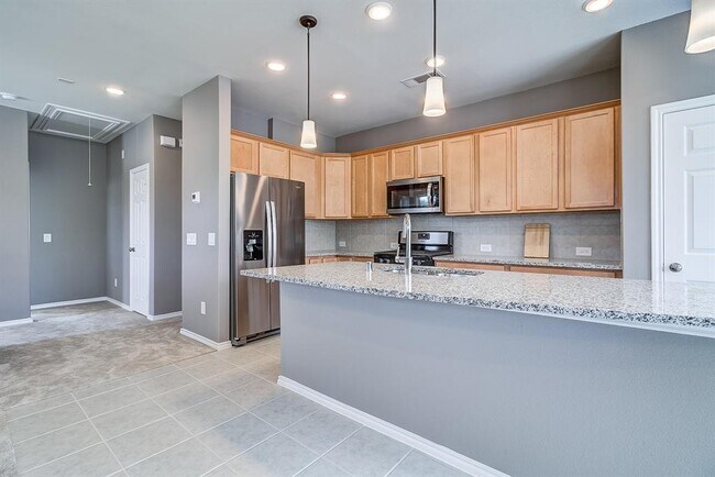 Building Photo - 9312 Bauer Vista Dr