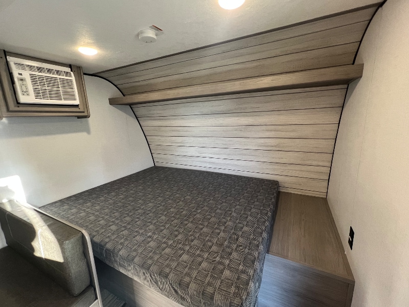 Building Photo - 1 undisclosed