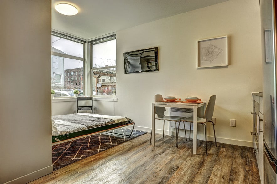 Primary Photo - Jupiter Apartments