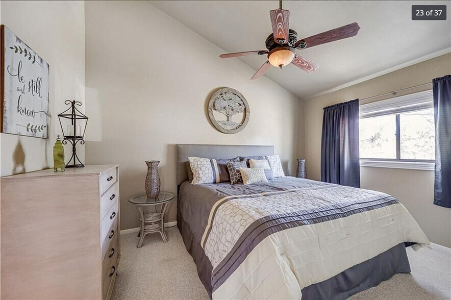 Building Photo - 221 Venture Blvd S