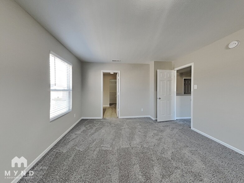 Building Photo - 3117 W Meadowbend Dr