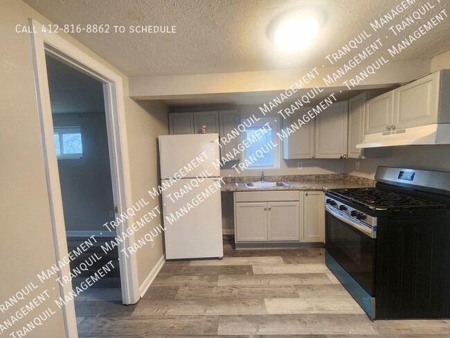 Building Photo - 542 Reed St