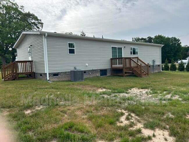 Building Photo - 3200 Bobbitt Rd