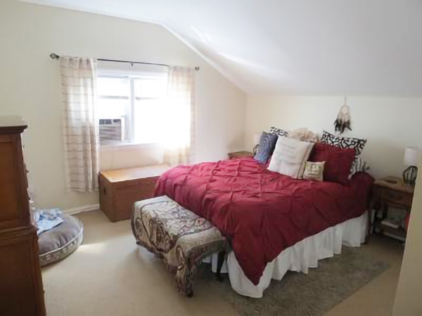 Example of Bedroom with King sized Bed - 22 New St