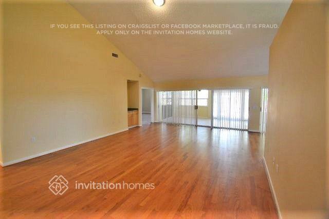 Building Photo - 2291 Saratoga Ln
