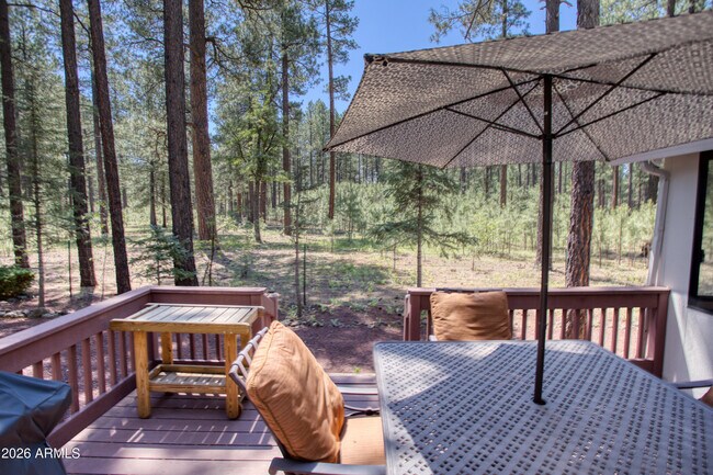 Building Photo - 7897 Country Club Dr