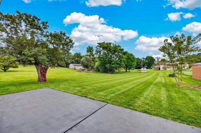 Building Photo - 2839 Black Oak Rd