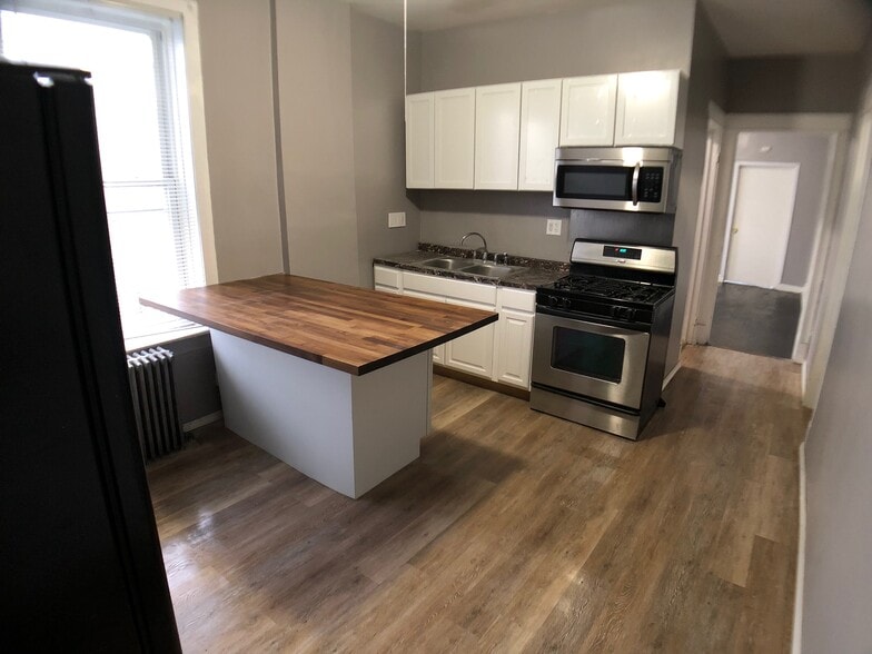 Building Photo - 1237 S 51st Ave