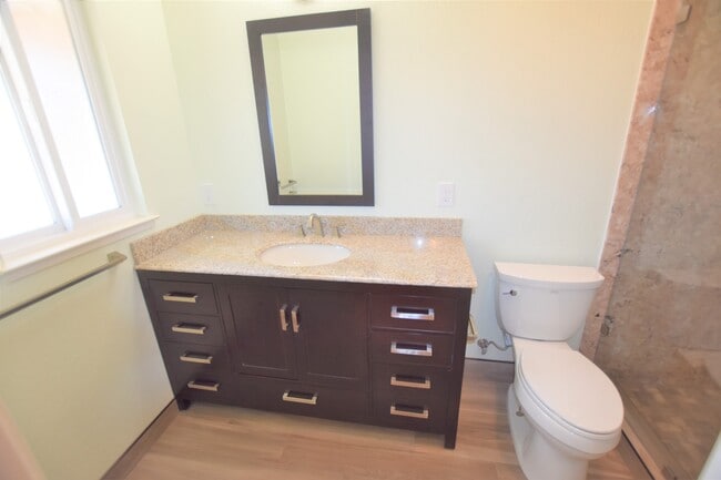 Building Photo - Beautiful 1,396 square foot home situated in the desirable Noddin Neighborhood