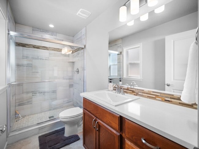 Building Photo - 3 bedroom/2 bathroom home in Spokane Valley