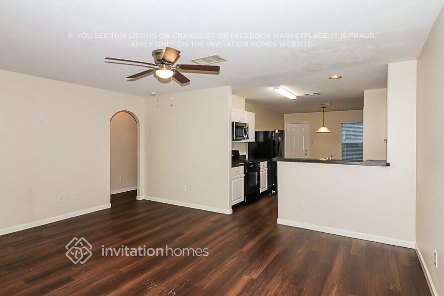 Building Photo - 8606 Chaletford Dr