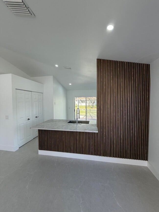 Building Photo - 20841 NW 1st St