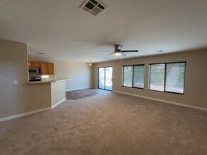 Building Photo - Beautiful Southwest Home in Southwest Ranch!