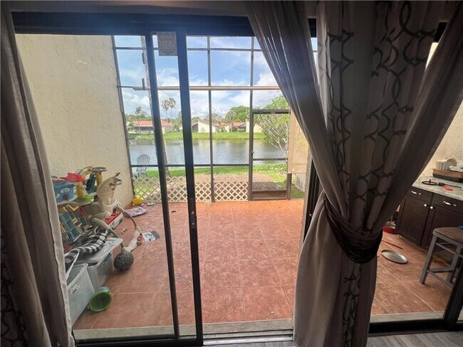 Building Photo - 211 NW 45th Ave