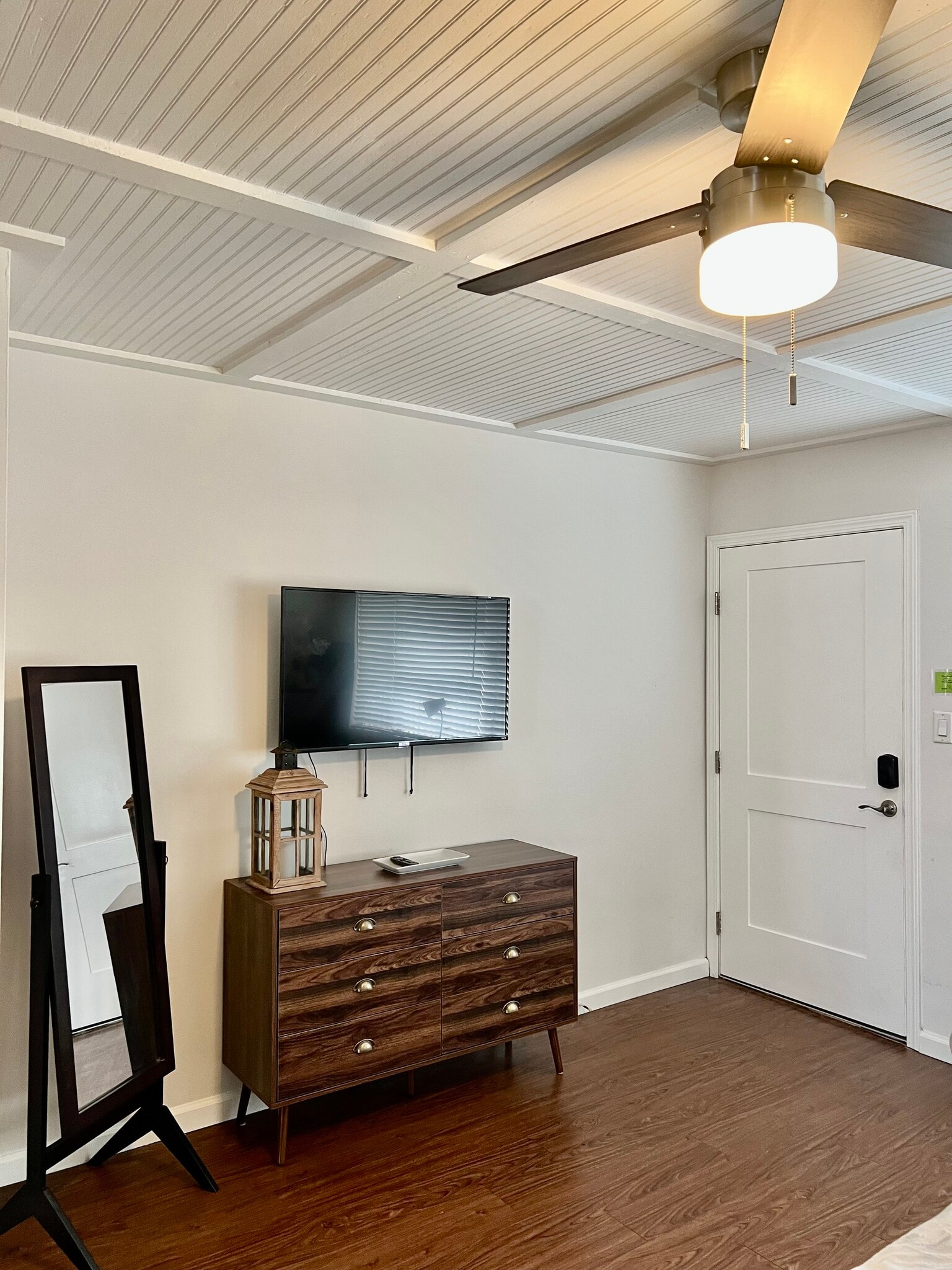 Building Photo - Samoa Apts