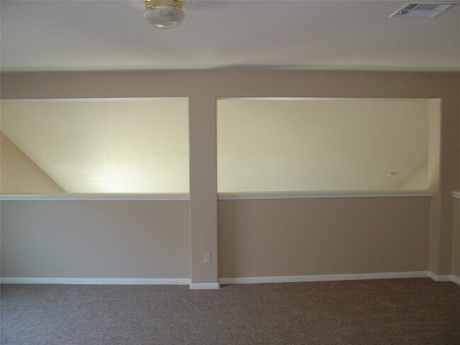 Building Photo - 1532 Lorson Loop