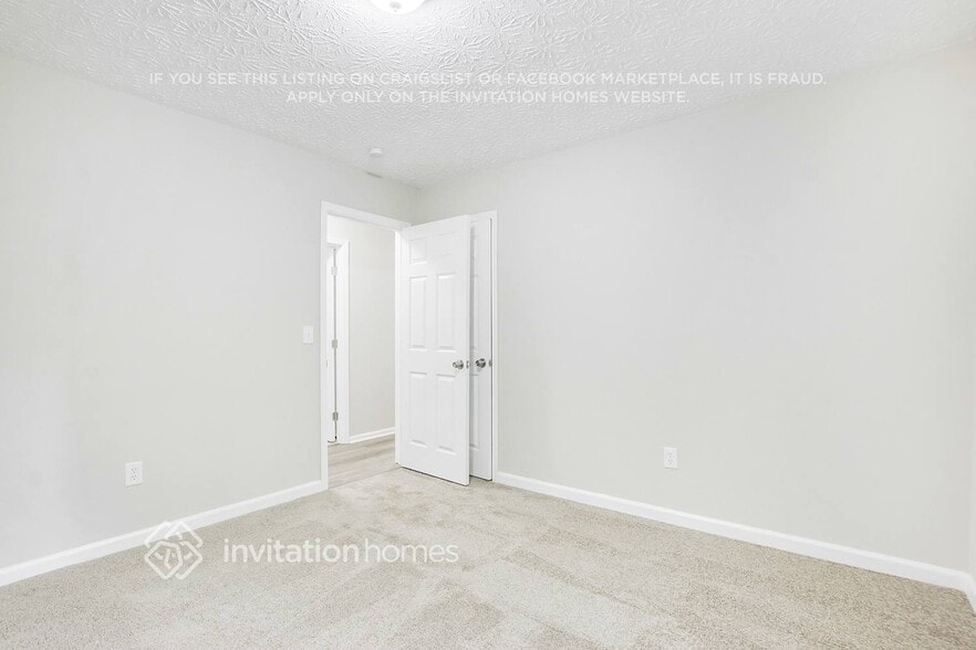 Building Photo - 830 Sunset Ct NW