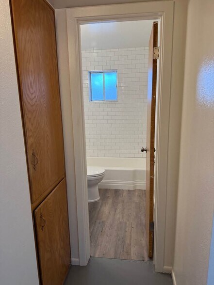 Building Photo - 2024 S Mill Ave