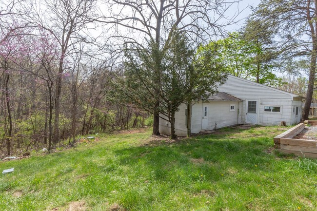 Building Photo - 2 Bed, 2 Full Bath Single Family Home in H...