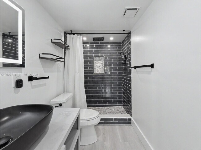 Building Photo - 8411 NW 8th St